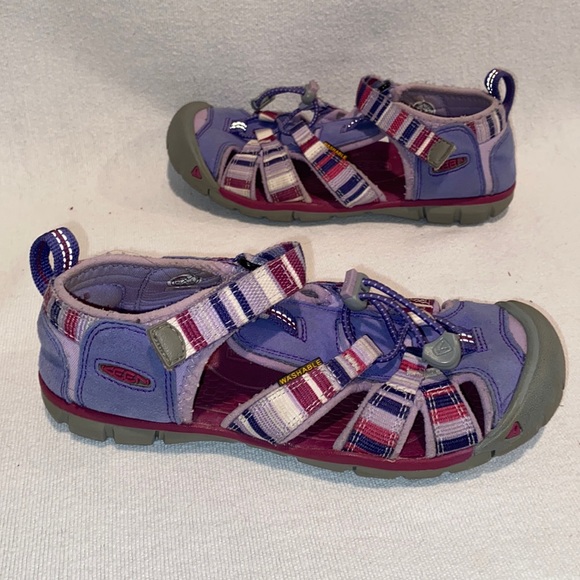 Keen Other - Keen girls purple closed toe water shoes size 2
